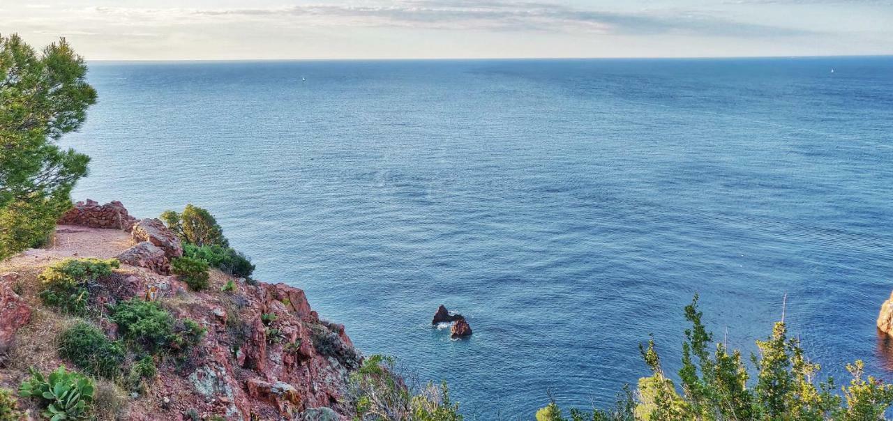 Plage A 3 Minutes A Pied Saint-Raphael (Var) Exterior foto